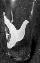 Load image into Gallery viewer, Alice in Wonderland etched pint glass tumbler cup