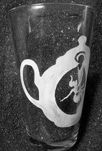 Load image into Gallery viewer, Alice in Wonderland etched pint glass tumbler cup