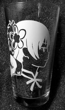 Load image into Gallery viewer, Madoka Magica fanart Mami Tomoe Kyubei etched pint glass tumbler