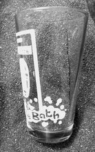 Load image into Gallery viewer, Spirited Away fanart No Face Bubble Bath etched pint glass tumbler cup