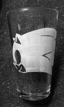 Load image into Gallery viewer, Sonic the Hedgehog fanart etched pint glass tumbler cup