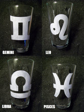 Load image into Gallery viewer, Zodiac etched pint glass tumbler cup Capricorn Aries Cancer Taurus