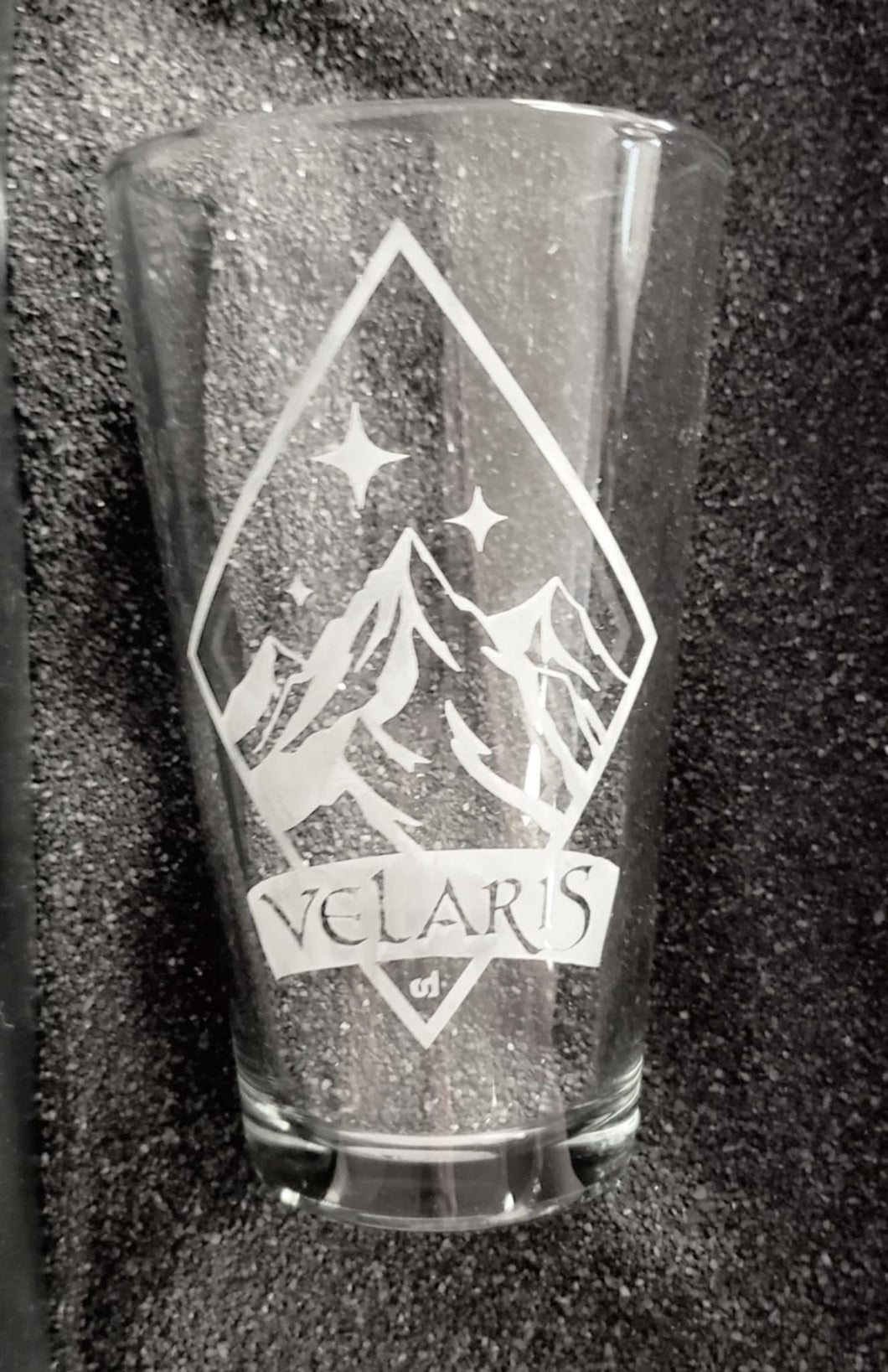 ACOTAR Velaris fanart etched pint glass