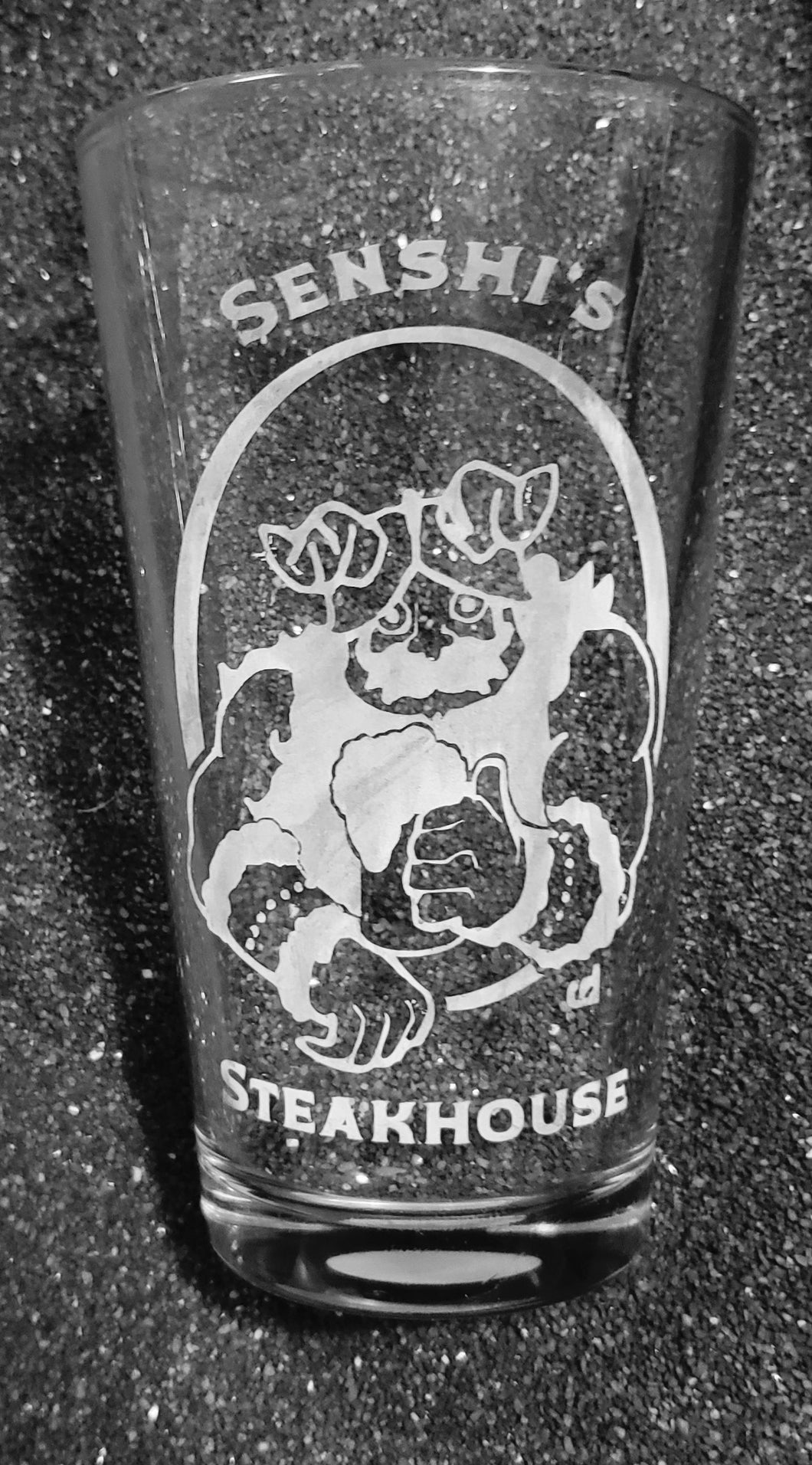 Delicious in Dungeon Meshi Senshi Steakhouse fanart etched pint glass