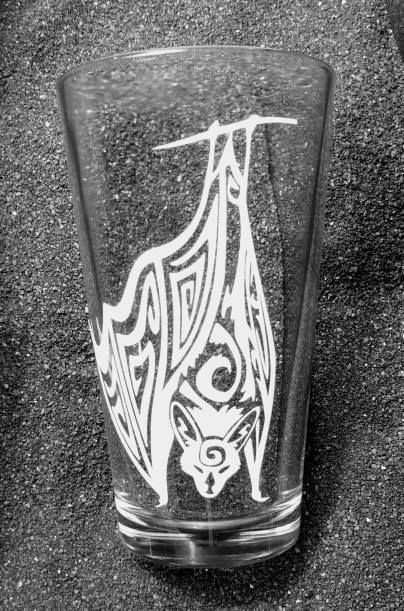 Stormslegacy Tattoo Bat etched pint glass tumbler cup