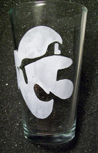 Load image into Gallery viewer, Super Mario Brothers fanart etched pint glass tumbler
